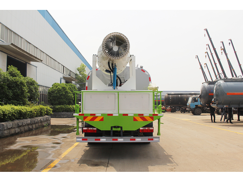 東風(fēng)多利卡D9抑塵車(chē)國(guó)六10立方/50-100米霧炮